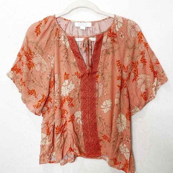 Bunulu Tops - Bunulu Bohemian Style V-Neck Blouse Flowy Sleeves Embroidered Detail Size Large